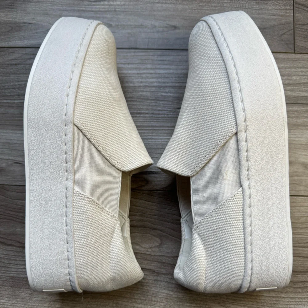 VINCE Warren canvas platform slip-on sneaker shoe in off-white Size 5.5